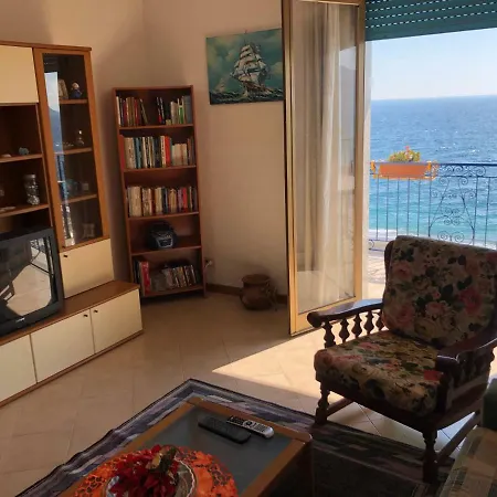 Locazione Turistica F.g. Rando Apartamento *